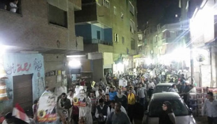 فيديو.. أحرار "عرب جهينة" يتظاهرون ضد أزمات العسكر