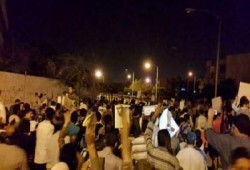 فيديو.. مسيرة ليلية بالورديان تهتف بإسقاط حكم العسكر