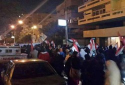 مسيرة مفاجئة لرافضي الانقلاب بالقصر العيني على أعتاب التحرير