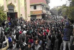 الآلاف يشيعون شهيد الحوامدية عمر حبيش