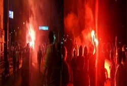 ثوار الرمل ينتفضون تنديدًا بأحكام القضاء الجائرة