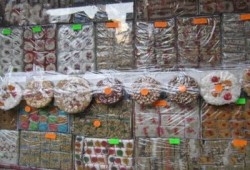 ارتفاع أسعار حلوى المولد ببورسعيد أضاع بهجة الاحتفال