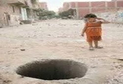 غضب بالغردقة لانتشار بالوعات الموت.. والانقلاب يتجاهل