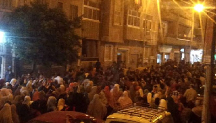 فيديو.. مسيرة ليلية بمركز دمنهور تهتف بالقصاص للشهداء