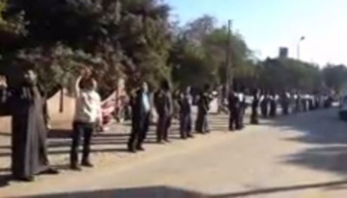 ثوار "بطن أهريت" بالفيوم يواصلون حراكهم الثوري