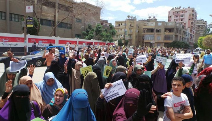 مسيرات حاشدة بالفيوم في جمعة "مكملين.. والله مولانا"