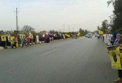 سلاسل بشرية بقرى الفيوم تهتف بإعدام قادة الانقلاب