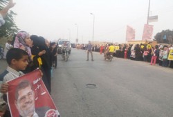 مباشر.. أهالي قرية الرئيس مرسي ينتفضون ضد جرائم الانقلاب