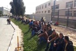 اعتصام أعضاء نادي الصيد ببورسعيد احتجاجًا على طردهم بالقوة