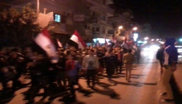 فيديو.. مسيرة ليلية بأبو حمّاد تهتف بالقصاص للشهداء