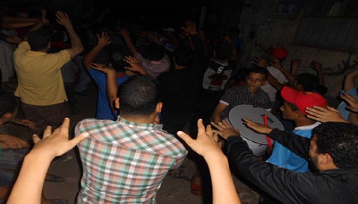 شباب البصارطة يشعلون مسيرة ليلية تهتف بإسقاط الانقلاب