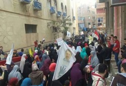 بالصور.. الوراق تطالب بعودة الشرعية والرئيس مرسي