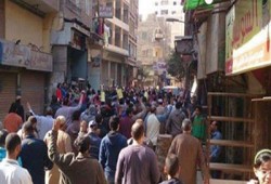 بالصور.. ثوار عزبة النخل ينددون بجرائم العسكر