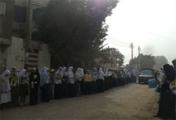 طالبات الفيوم ينتفضن رفضًا للانقلاب وتسييس القضاء