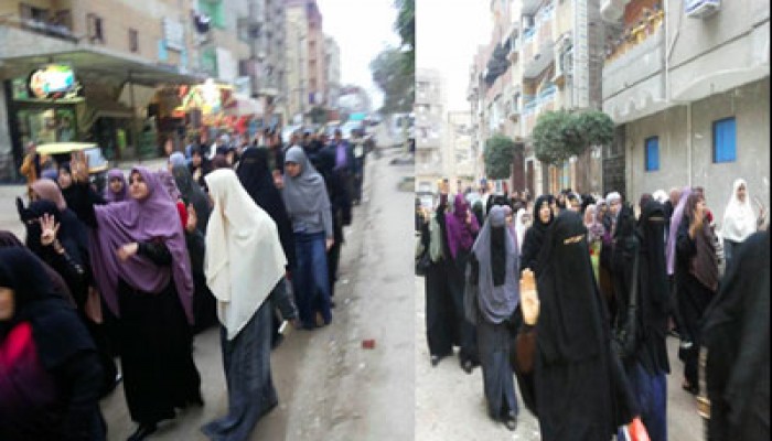 مسيرة نسائية بمركز الزقازيق تندد بخراب الانقلاب