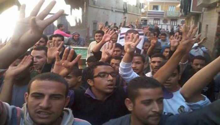 مسيرة طلابية بقوصية أسيوط.. وقوات الانقلاب تختطف طالب