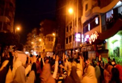 مسيرة ليلية بكفر السودان تطالب بمحاكمة المخلوع ثوريًّا