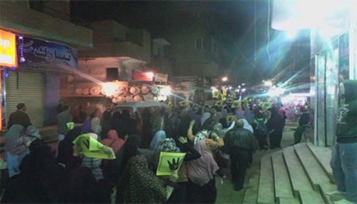 شباب الورديان يشعلون مسيرة ليلية تهتف بإسقاط الانقلاب