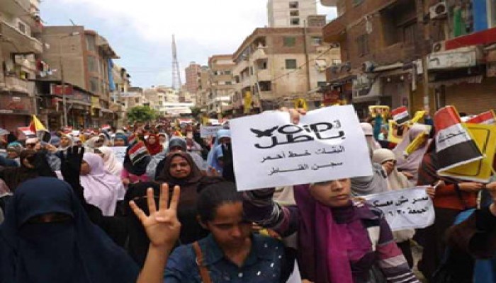 ثوار العوايد يهتفون بالقصاص للشهداء وإسقاط الانقلاب