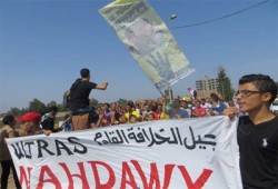 فيديو.. سلاسل بشرية بالسنطة تهتف بإسقاط حكم العسكر