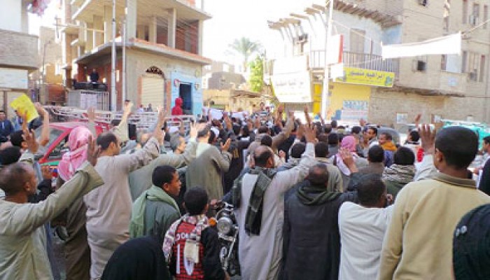 فيديو.. أحرار إسنا ينتفضون للمطالبة بالقصاص للشهداء