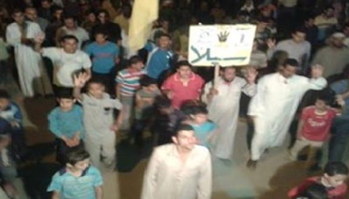 فيديو.. مسيرة ليلية بقصر الباسل رفضًا لحكم العسكر