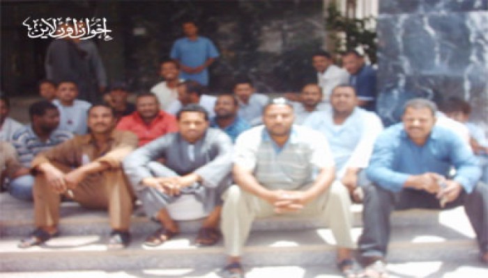 مظاهرة لسائقي النقل بالقليوبية رفضًا لنقل وحدة تراخيصهم