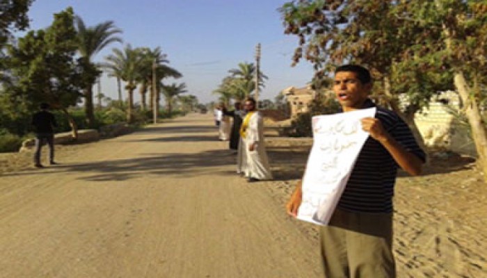 ثوار "بطن أهريت" بالفيوم ينددون بتسييس أحكام القضاء