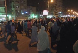 أمن الانقلاب يعتدي على وقفة رافضة لبراءة قتلة الثوار بالسويس