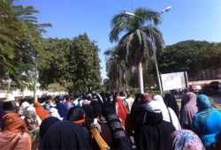 مظاهرة على طريق "أسيوط- القاهرة" ردًّا على اختطاف طالبة بمنفلوط