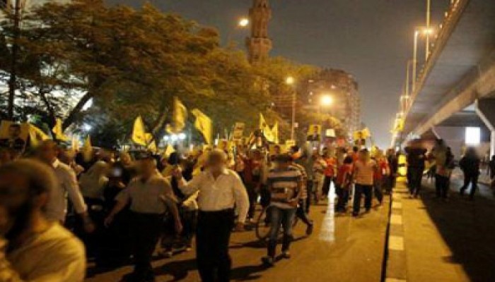 ثوار مدينة نصر يتحدون قوات الانقلاب بمسيرة مفاجئة