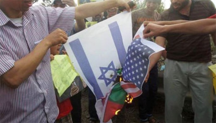 ثوار ميت غمر ينتفضون بجمعة "الله أكبر.. إيد واحدة"