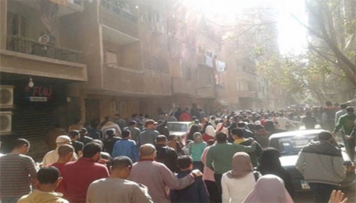 بالصور.. طوفان الثوار يجتاح شوارع عين شمس