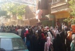 بالصور.. مشاركة قوية للثائرات بمسيرة عين شمس