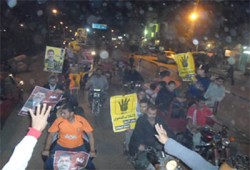 مسيرة دراجات بخارية بالميمون تدعو لانتفاضة الغد