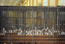 استئناف محاكمة المتهمين في مذبحة بورسعيد اليوم