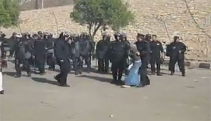 نزار غراب: المرأة المصرية تمر بمحنة في عهد الانقلاب