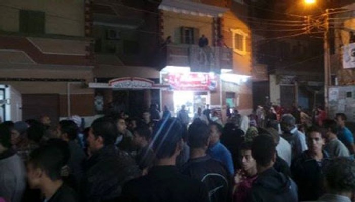 مسيرة شبابية مفاجئة بشارع محمد محمود تتوعد بإسقاط الانقلاب