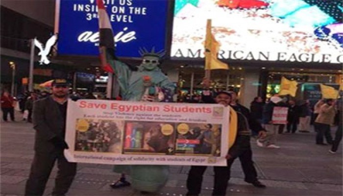 بالصور.. جامعة نيويورك تتضامن مع الحراك الطلابي بمصر
