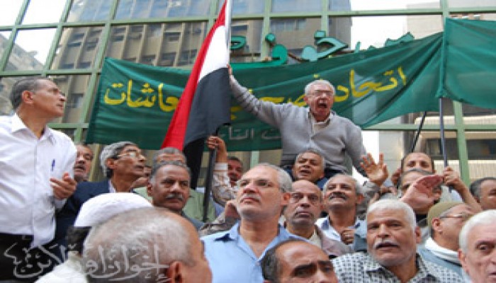 اتحاد المعاشات: نعيش أسود الأيام في عهد الانقلاب