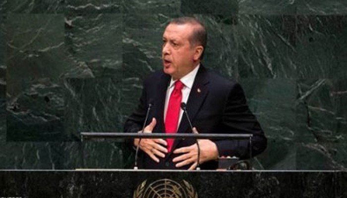 أردوغان يتهم الإعلام الغربي بازدواجية المعايير
