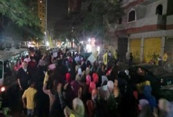 بالصور.. مسيرة ليلية بالمعادي ترفض تهجير أهالي سيناء