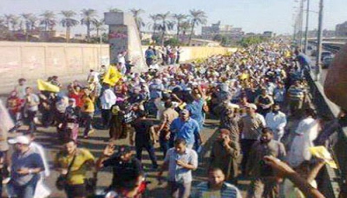 بالصورة.. أهالي فيصل يهتفون ضد تهجير أهالي سيناء