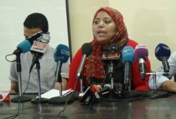 الطلاب يعرضون جرائم الانقلاب في الجامعات