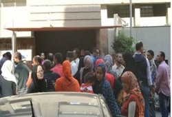 مظاهرة لسكان مخيم الهايكستب أمام مقر مجلس الوزراء