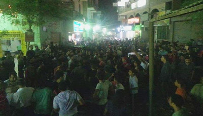 حشود هائلة في مسيرة المطرية الليلية