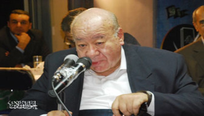 إبراهيم يسري: رئيس جامعة القاهر "مسيلمة العصر"