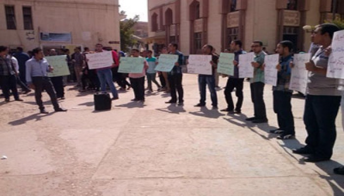 مسيرة طلابية بجامعة طنطا تندد باعتقال الانقلاب لزملائهم