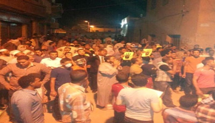 مسيرة شبابية بمدينة أسوان تحيي صمود طلاب مصر