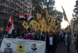 مسيرة للمصريين بباريس تندد بجرائم الانقلاب وتطالب بالقصاص